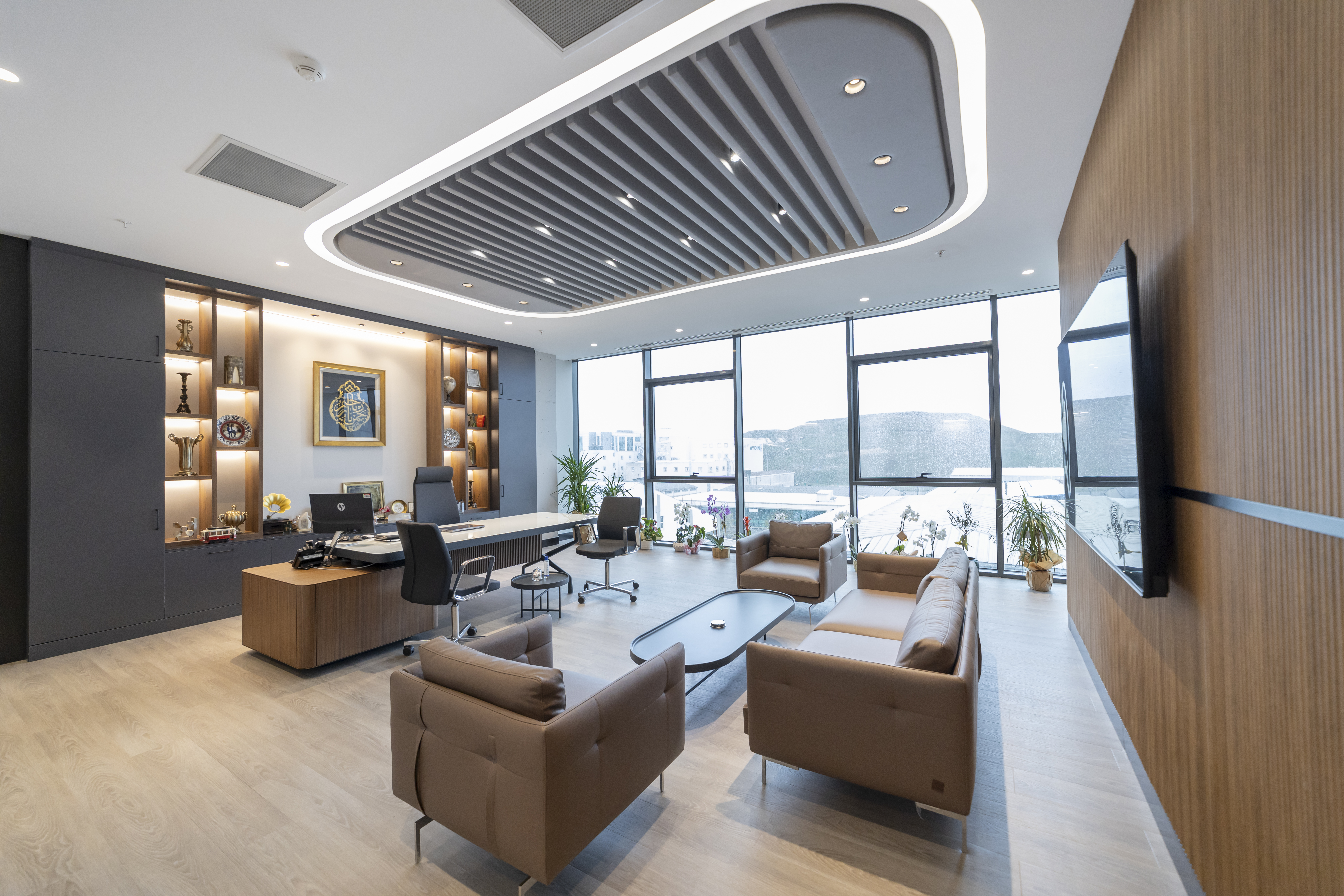 Ofis İç Mimarlık Rehberi: Modern Tasarımlar ve İpuçları